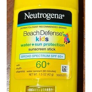 Neutrogena sun protection SPF 60+ Beach Defense‎ with vitamins for kids